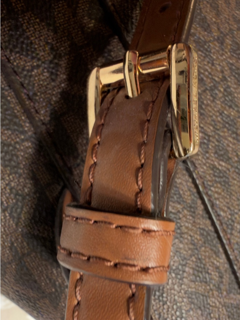 MICHAEL KORS Hayes Medium Brown Leather Backpack - Picture 12 of 16